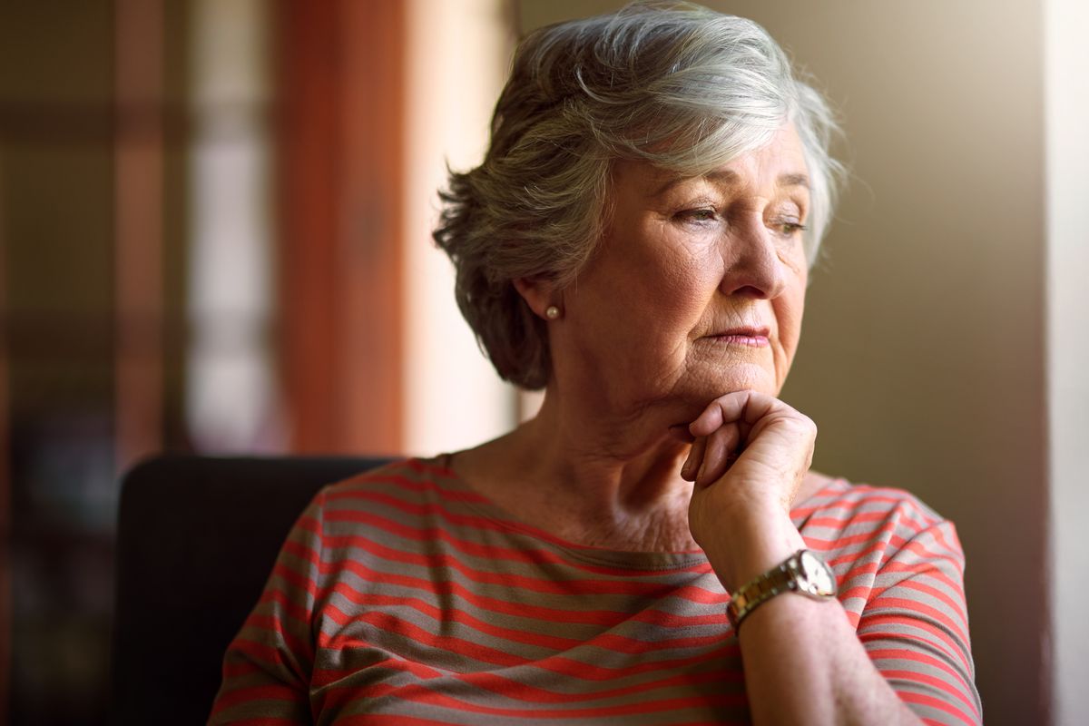 Elder abuse - Concentrating Female